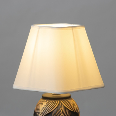 Абажур" Классик" белый Е14 15*15*13см