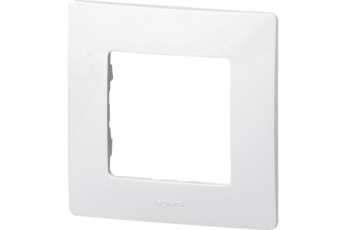 Рамка 1м Legrand ETIKA  бел