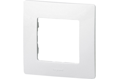 Рамка 1м Legrand ETIKA  бел