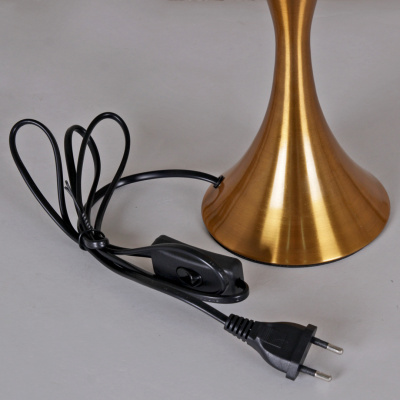 Настольный светильник S216502/1 GD Е27