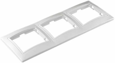 Рамка 3х. мест. горизонт "Севиль" UNIVERSAL