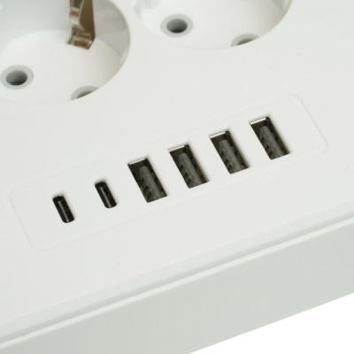 Удлинитель ПВС 3*1 3роз 1,8м 10A 4USB+2Type-C STEKKER