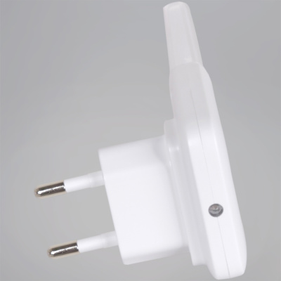 Ночник СВЕЧА S283302 с фотосенсором 0,5W 220V 47*95 Ночник СВЕЧА S283302 с фотосенсором 0,5W 220V 47*95