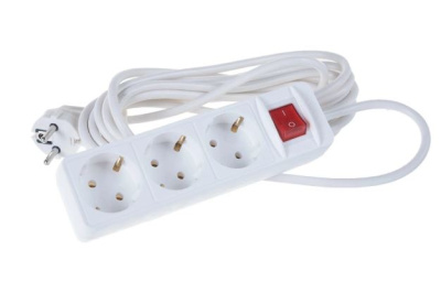 Удлинитель "Союз" ПВС 3гн., 5м з/к с выключателем 2200Вт