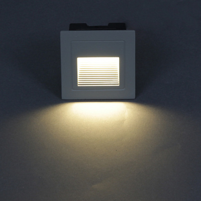 Светильник настенный для лестниц  S286605 LED1W WT 47*55*55